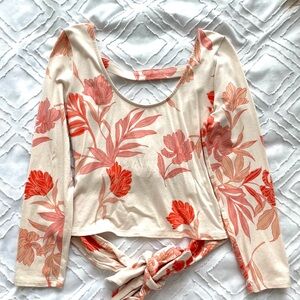 Guess Floral Print Tie Back Cream and Orange (pinkish) Women's Top✨